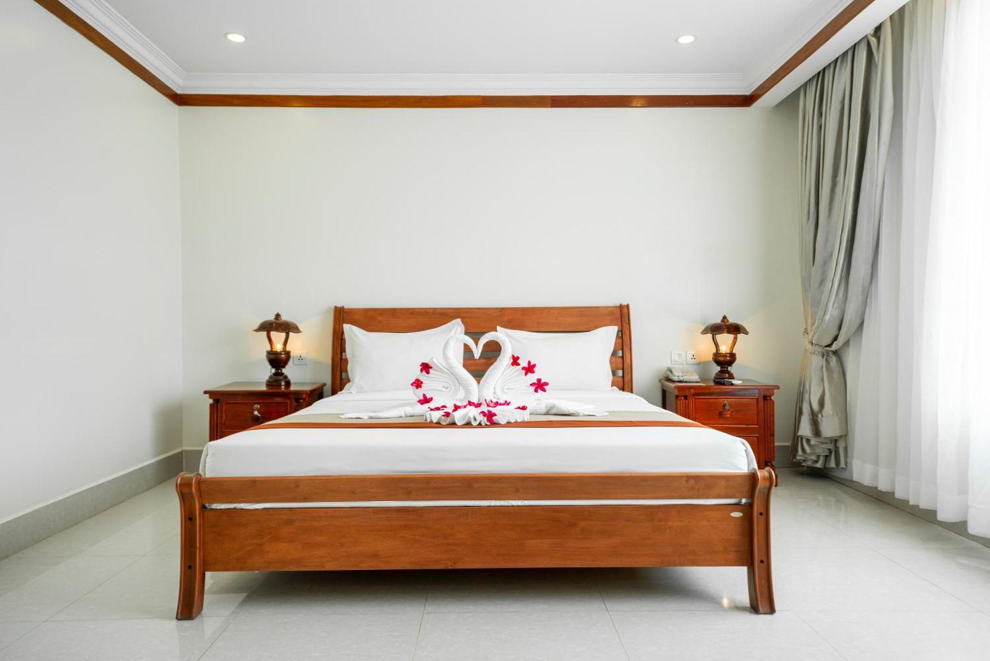 Pursat Riverside Hotel&Spa Exterior foto