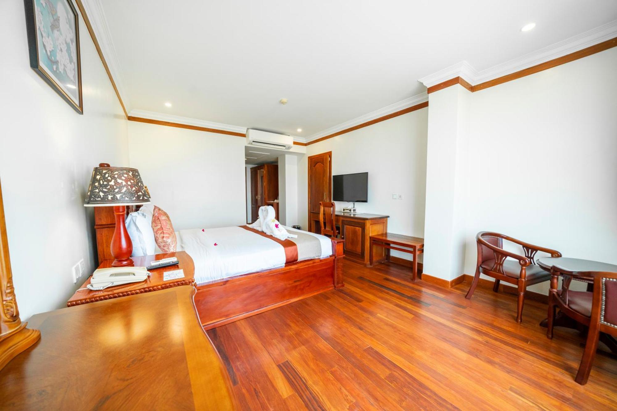 Pursat Riverside Hotel&Spa Exterior foto