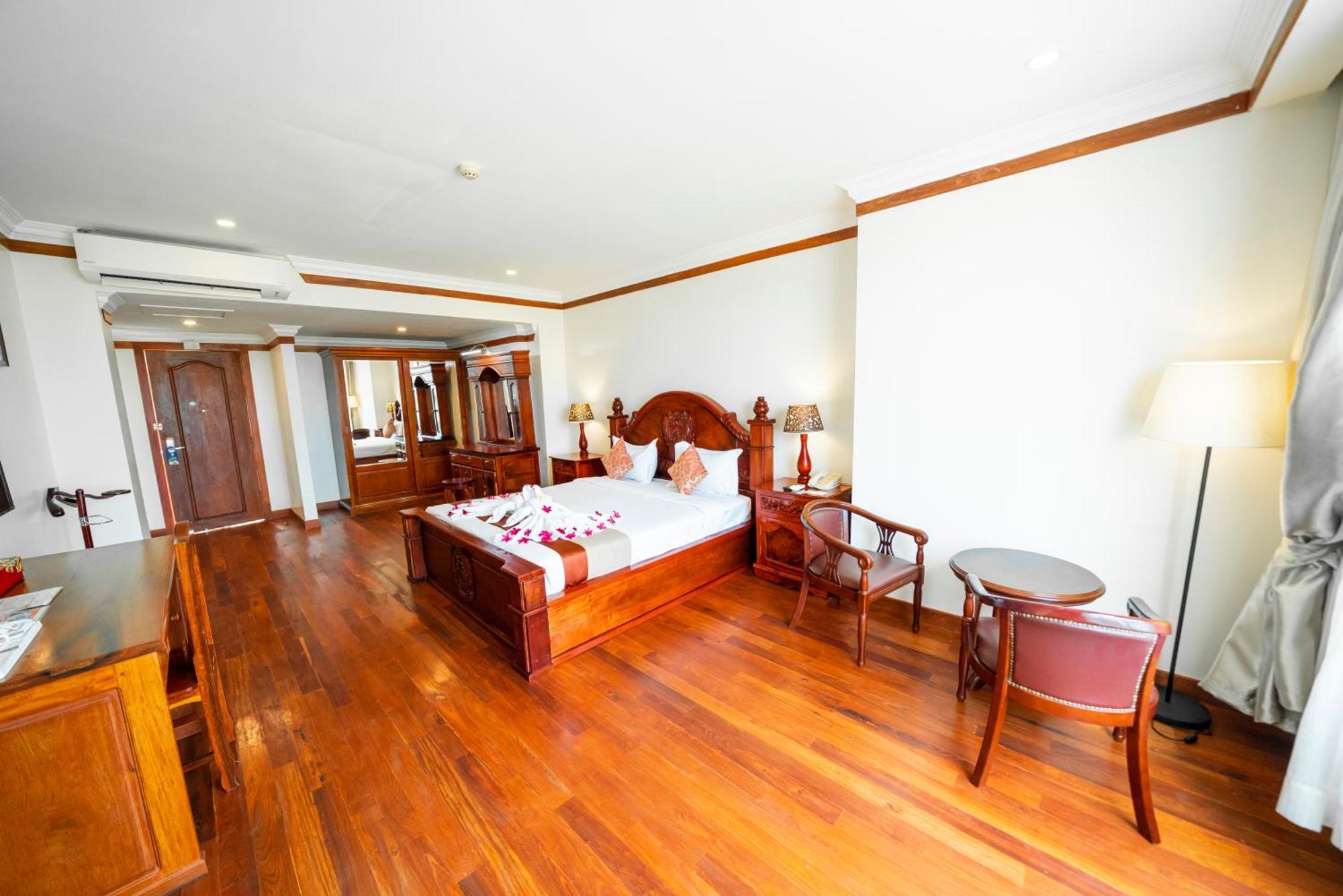 Pursat Riverside Hotel&Spa Exterior foto