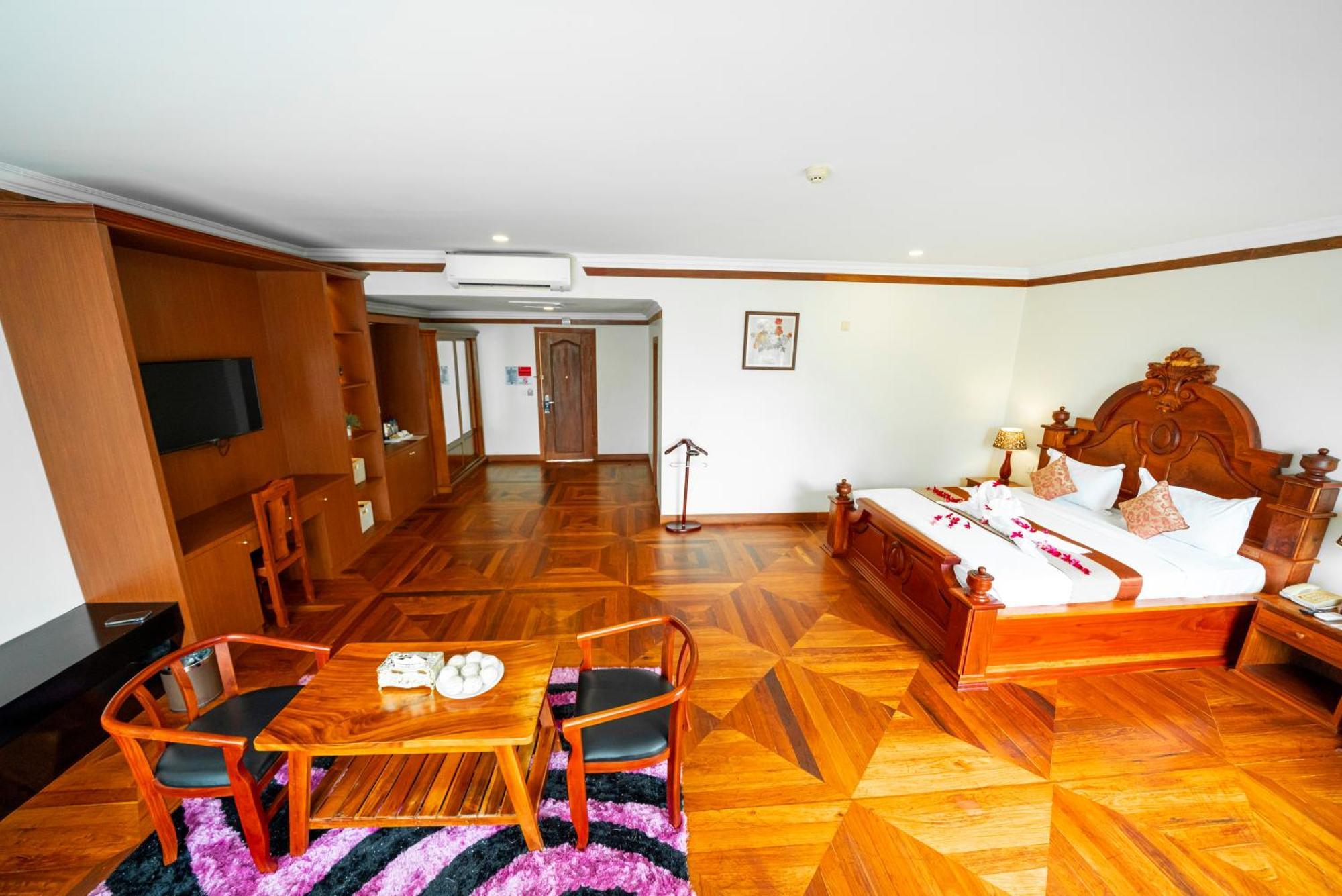 Pursat Riverside Hotel&Spa Exterior foto