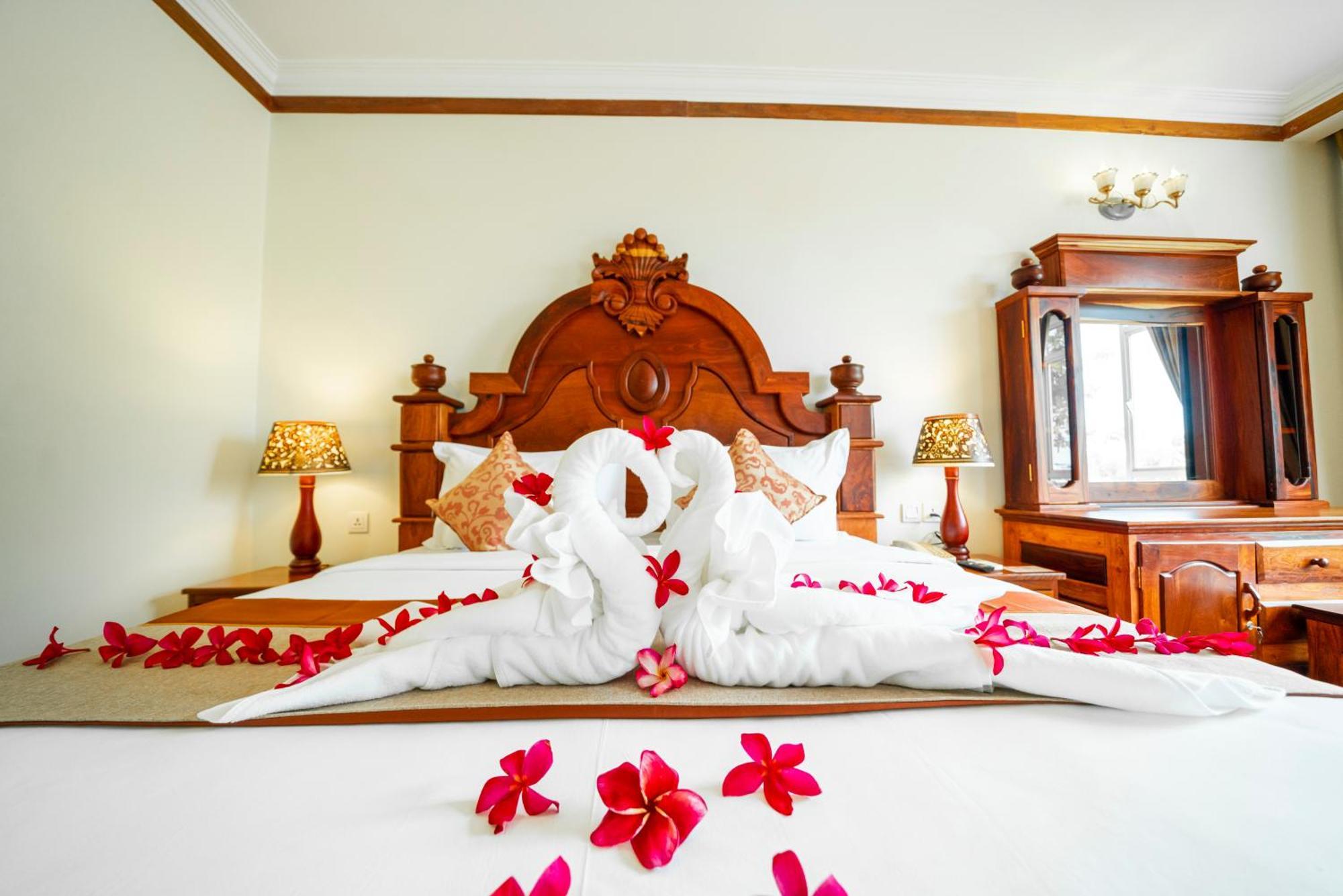 Pursat Riverside Hotel&Spa Exterior foto